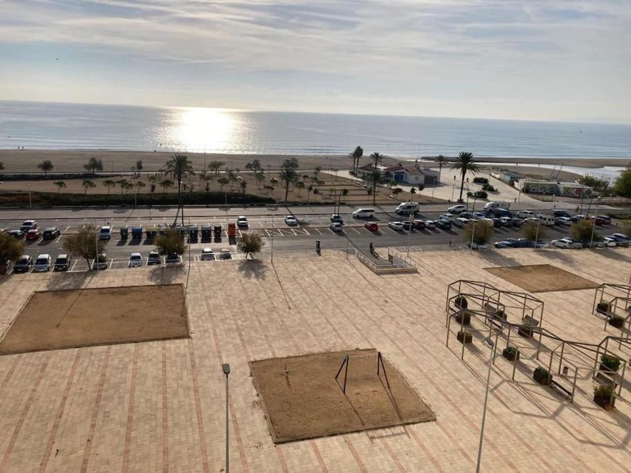 Vistas Frontales Al Mar Leilighet Empuriabrava Eksteriør bilde
