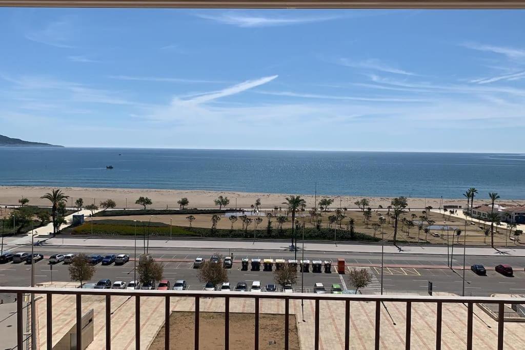 Vistas Frontales Al Mar Leilighet Empuriabrava Eksteriør bilde