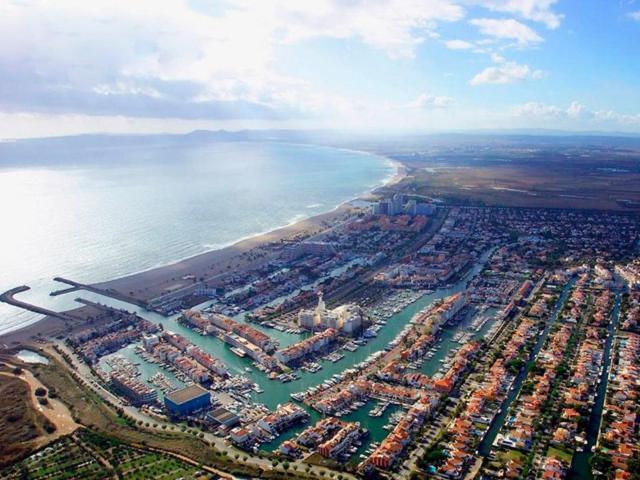 Vistas Frontales Al Mar Leilighet Empuriabrava Eksteriør bilde